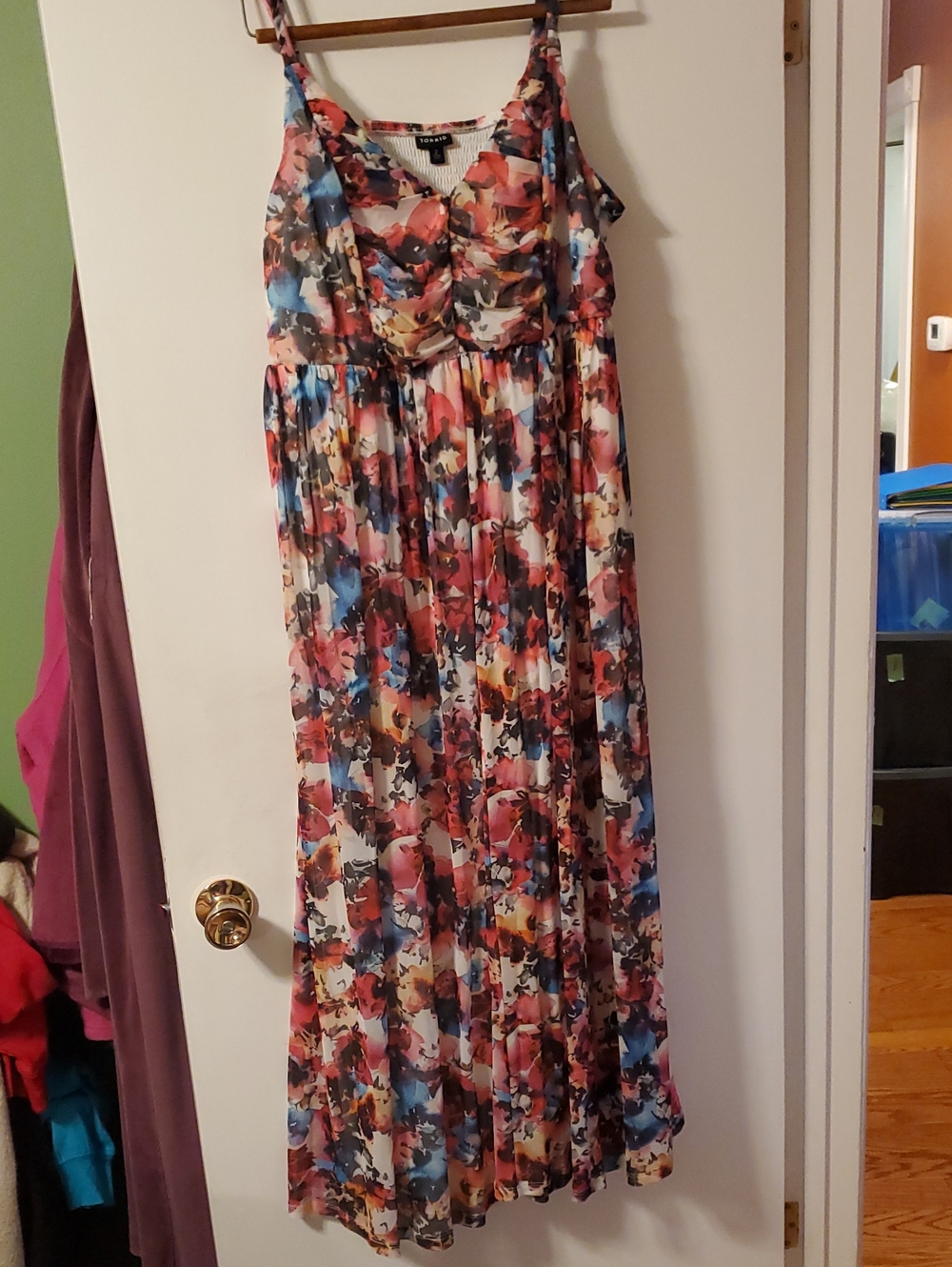 NWT Torrid size 2X Floral Multi-Color Maxi Sleeveless Dress